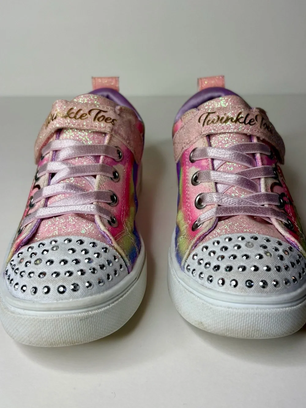 Skechers Twinkle Toes Girls Size 1 Rainbow Heart Glitter Light Up Sneakers
